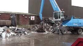 biggest Brillo pad in the world