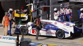 Le Mans 24hr race 2015, Toyota LMP1 no'2 exit pits