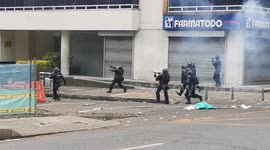 Police shoot young university students who protest rapes of women on public transport in Bogotá