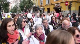 Médicos y pediatras de Atención Primaria se manifiestan este miércoles entre la Consejería y la sede de la Comunidad