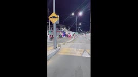 7 personas fuertemente armadas con fusiles, escopetas y metralletas ingresaron al hospital de Chone en Ecuador a terminar con la vida de un menor de 16 años, mismo que había sido baleado un día antes.