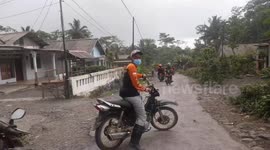 Residents cower under ash cloud from Indonesia's Mount Semeru