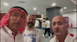 England fans inside Al-Bayt stadium react to Rashford omission