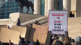 Mongolians Booing PM Oyun-Erdene As Protest Alleged Theft of Coal Grows in Ulaanbaatar, Mongolia
