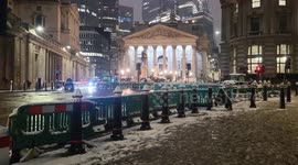 City of London hit with snow