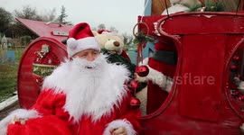 Santa fuming after Scrooge traffic warden gave him a ticket for “driving his sleigh” in pedestrian zone
