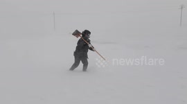 72 trapped people rescued by Chinese officials in hellacious blizzard