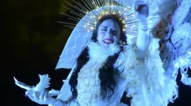 Music, lights, and floats parade through Madrid for Reyes Magos