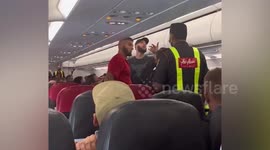 Foul-mouthed Aussie tourists kicked off AirAsia flight to Phuket after threatening crew and passengers