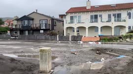 Beach walkaway completely destroyed in Pacifica, US, due to powerful storms