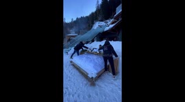 Luxury hotel breakfast-in-bed experience goes viral as visitors dine tucked up outside