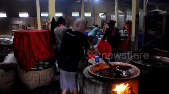 Seeing the Process of Making Basket Cake Ahead of Chinese New Year in Indonesia