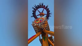 Tourists left hanging upside down after ride malfunctions at Chinese theme park