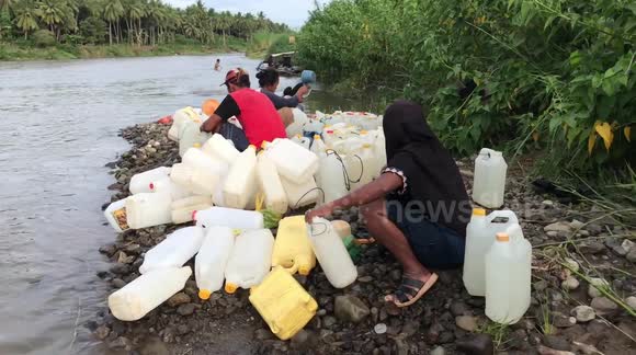 Residents of West Sulawesi Survive on Clean Water from Renggeang River
