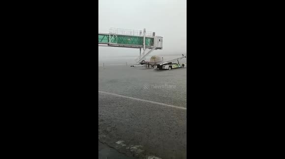 Severe Flooding in Manado Submerges Sam Ratulangi International Airport, Seven Flights Delayed