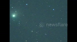 Stunning timelapse of rare 'Green Comet' above Kent, UK