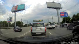 Reckless Driving: Toyota Comes Skidding In From Opposite Lane