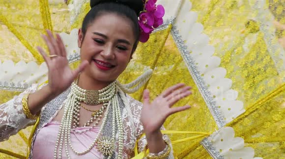 Thailand's biggest flower festival returns from pandemic break with a fantastic floral parade
