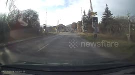 Car pulls across path of Ambulance in Prague, Czech Republic