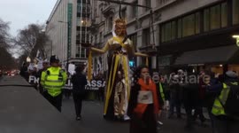 Night Carnival in London for Julian Assange, a journalist in jail for exposing war crimes 2023/02/12