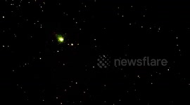 Stunning Green Comet C/2022 timelapse above Kent, UK