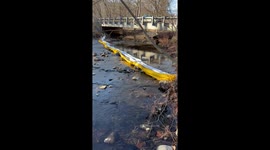 Norfolk southern train derailment leaves Chemicals hiding in the rock bed at leslie run, outside of east Palestine, Ohio