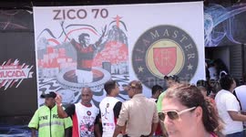 Carnival block Fla Master parades in Rio de Janeiro this Saturday (25), honoring former player Zico, an idol of Flamengo.