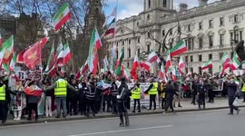 Chaotic scenes outside Parliament at Crown Prince of Iran visits