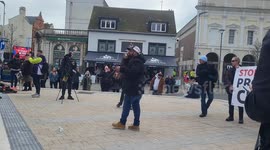 Interviews from people at the Anti undocumented migrant protesters