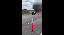Car Fire on Freeway No Rescue in sight