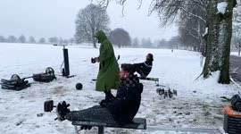 Gym-goers brave icy conditions for outdoor work out sessions in Bristol park