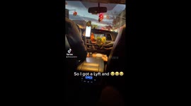 Tweet to the beat! Brooklyn Lyft ride goes viral with 4 partying parrots dancing to music