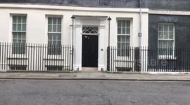 Jeremy Hunt leaves Downing Street ahead of budget statement