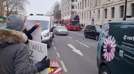 Piers Corbyn collides with van while blocking road in London during ULEZ protest