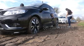 Ambulance gets stuck, cars churn up mud amid traffic chaos at Jeremy Clarkson’s Diddly Squat Farm Shop in Oxfordshire