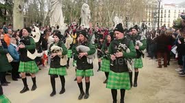 Desfile de por las celebraciones del día San Patricio 2023 en Madrid, España