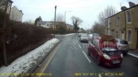 Fiat Bravo Driver drives with a Booster Pack Under the engine Bonnet and the Inevitable happens, the bonnet flies up.