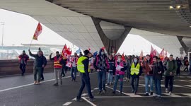 Paris airport strike for Retirement Age increase to 64
