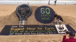 Indian sand artist beautiful depicts the message of Earth Hour 2023 through his sand art in Puri beach