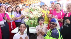 Street food vendors make giant meatball cake for Blackpink star Lisa's birthday