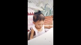 baby vyxie big smile with squirrel in my pants song in Phineas and ferb cartoon