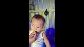 The baby is having gooseberry in 6 month.