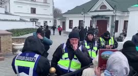 After the suspicion was handed over to the abbot of the Lavra, Pavel, his building in the monastery was cordoned off by the police, searches are being carried out, Pavel himself has already left with guards.