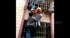 Warmhearted neighbours save a stuck boy