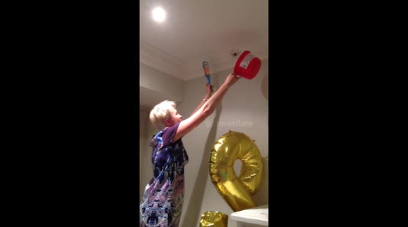 Lady tries to catch huge spider while supportive husband films. (Part 1 of 2)