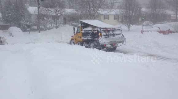 Clearing two feet of snow in Washington DC suburb
