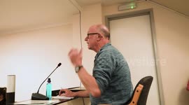 Duchy of Cornwall cliff controversy ups a gear as a town council unanimously officially backs the protest. Whipsiderry beach, Newquay, Cornwall, UK