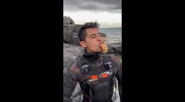 New Zealand man incredibly devours sea urchin