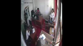 Very funny office fail that will crack you up once you watch 