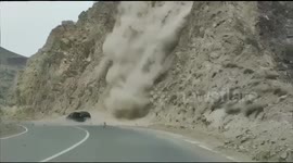 Incredible escape: Dagestani driver survives potentially fatal rockslide